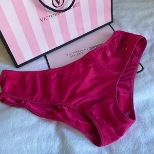 Victoria's Secret Sexy Little Things Vintage cheeky panty. Rare item! 💕